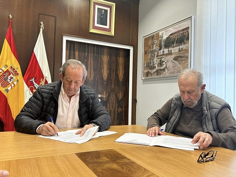 El Ayuntamiento de Andújar renueva su colaboración con la Asociación de Amigos del Patrimonio.