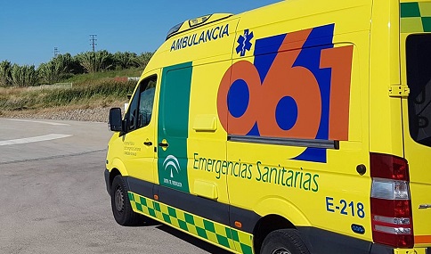 Herido grave un trabajador tras precipitarse del tejado de una nave en Linares.