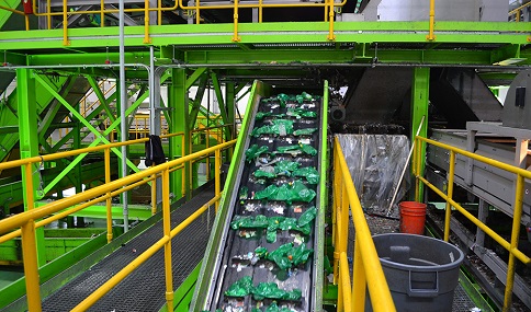 La Junta destina 45 millones de euros a entidades locales para mejorar la gestión de residuos.