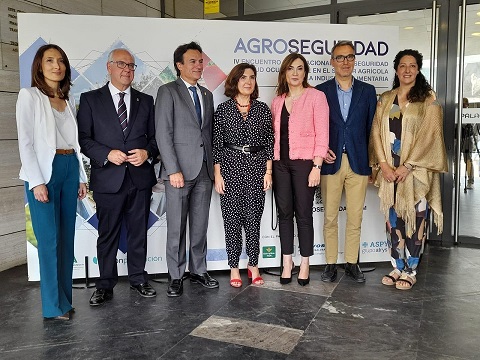 Rocío Blanco participa en la clausura del encuentro internacional Agroseguridad en Jaén.