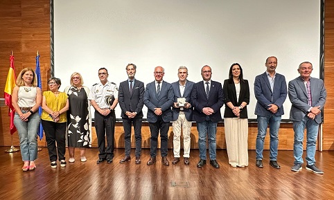 Jesús Estrella destaca la conservación del patrimonio arqueológico como esencial para la provincia.