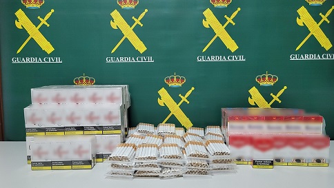 La Guardia Civil ha intervenido 274 cajetillas de tabaco de contrabando.