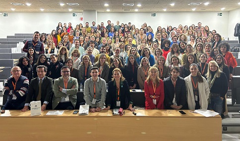 Más de cien farmacéuticos se forman en fotoprotección y prevención del cáncer de piel.