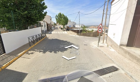 Un accidente de tráfico en Iznatoraf (Jaén) se salda con una persona fallecida.