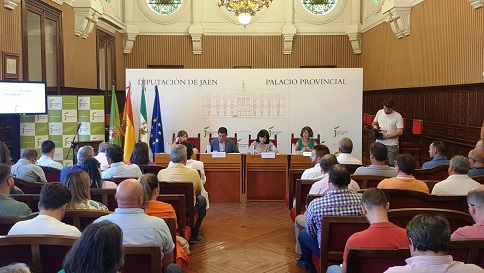 Los ayuntamientos recibirán 15 millones de euros a través de nuevas iniciativas impulsadas por Diputación.