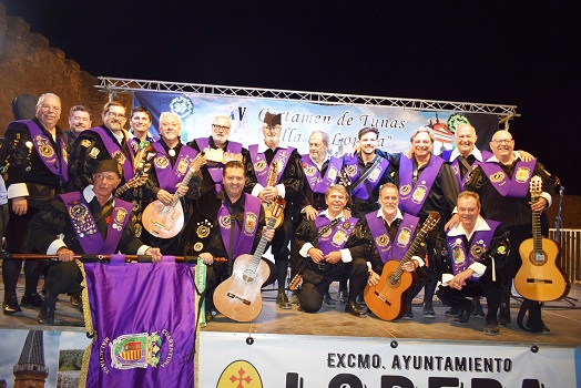 La Cuarentuna Malacitana gana el XV Certamen de Tunas «Villa de Lopera».