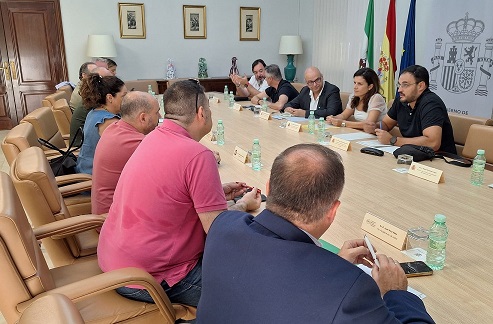 El subdelegado informa de que el PFEA generará 337.721 jornales en la provincia, a través de unos 170 proyectos con cargo al PFEA 2024.