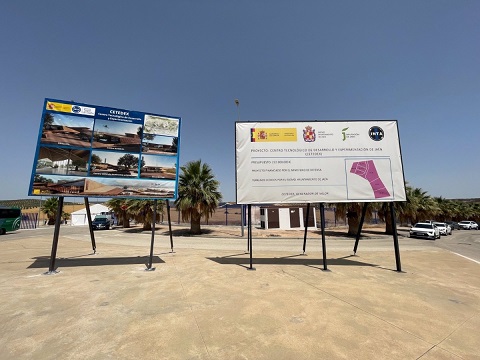 El subdelegado valora el poder de atracción del CETEDEX con la instalación de nuevas empresas en la provincia ligadas a la industria de la defensa.