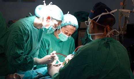 Los hospitales andaluces realizan 600 trasplantes de órganos en el primer semestre de 2024.