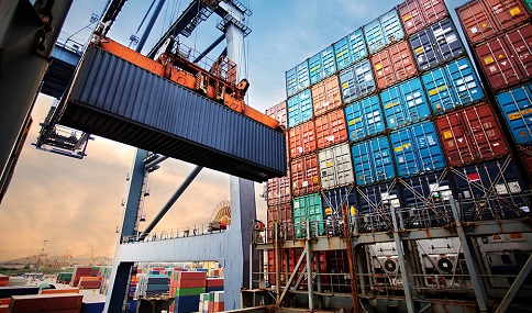 Las exportaciones andaluzas crecen un 8,5% hasta julio, frente a la bajada nacional y de las otras cuatro comunidades más exportadoras.