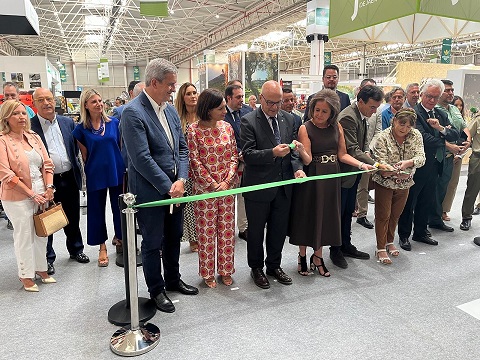 El subdelegado señala la importancia de la actividad cinegética como motor de dinamización para el medio rural.