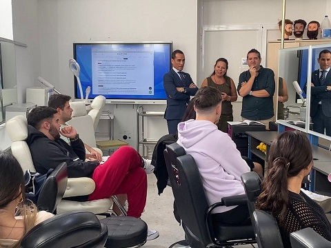 La FP de Jaén arranca el curso con 52 Grados Básicos en Dual para reducir el abandono escolar temprano.