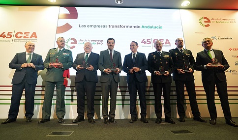 Juanma Moreno avanza que los Presupuestos para 2025 destinarán 15.247 millones a la sanidad pública, un tercio del total.