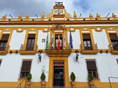El Ayuntamiento de Bailén se suma a los tres días de luto por las víctimas de la DANA en España.