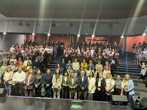 Más de 300 mujeres participan en Mengíbar en el Encuentro Provincial de Mujeres Rurales organizado por la Diputación.