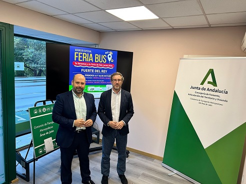 La Junta habilita un servicio especial de autobuses metropolitanos con motivo de la Feria de San Lucas.