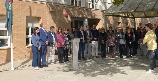 La Universidad de Jaén guarda un minuto de silencio en muestra de solidaridad y dolor por las víctimas y ante la tragedia causada por el temporal.