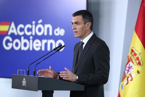 Pedro Sánchez anuncia el envío de otros 5.000 militares y 5.000 policías y guardias civiles a Valencia.