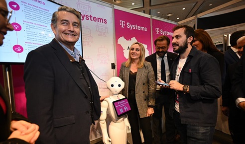 El II Congreso de Inteligencia Artificial de Andalucía cierra una exitosa segunda edición centrada en la aplicación de la IA en Defensa, Deporte y Cultura.