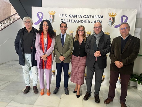 Manuel Fernández destaca la importancia de implicar a la juventud en la lucha contra las violencias machistas.