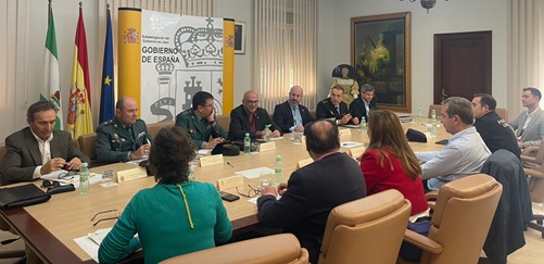 Fernández pone en valor el gran despliegue de recursos para garantizar la seguridad vial en la Red Estatal de Carreteras en invierno.