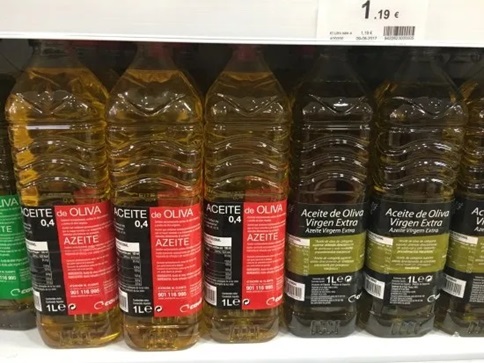 El litro de virgen extra de varias marcas blancas ha registrado bajadas de más de dos euros desde principios de octubre.