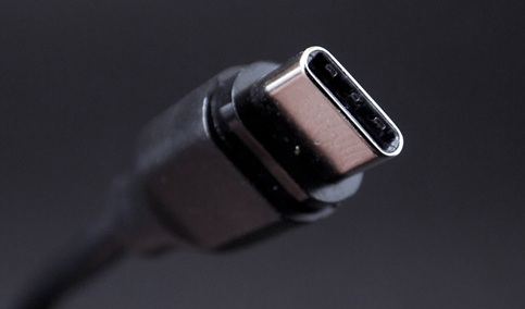 Entra en vigor el uso obligatorio de conector de carga USB-C para teléfonos móviles.