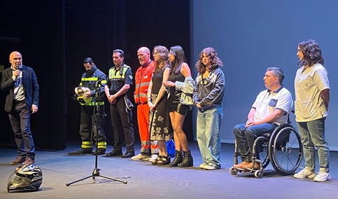 Más de 24.000 jóvenes reciben formación para reducir el número de víctimas por accidentes.