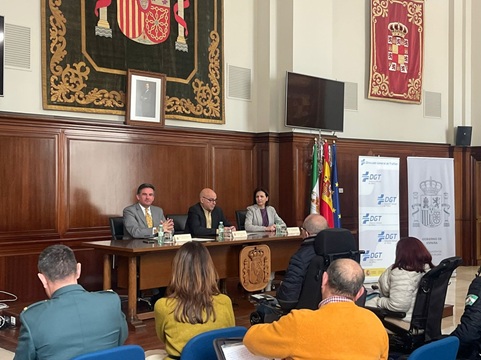 Manuel Fernández destaca la realización de 800 proyectos de educación vial con más de 35.000 personas beneficiarias en 2024.