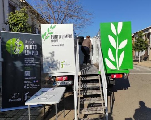 Cerca de 70.000 personas hacen uso de la red de puntos limpios de la Diputación a lo largo de este 2024.