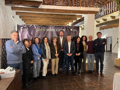 Diputación inicia la cata-concurso para elegir los AOVE Jaén Selección 2025.