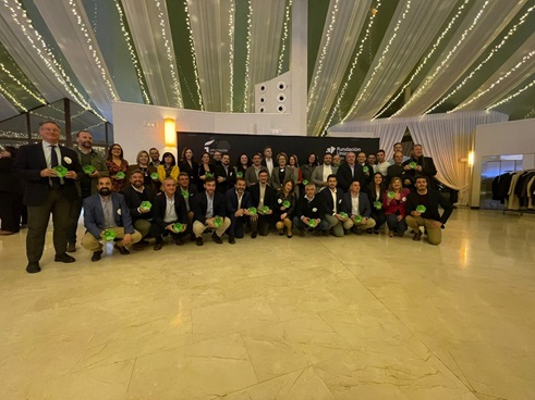 Reyes anima a las empresas industriales a aprovechar las oportunidades que ofrecen los fondos europeos o el CETEDEX.