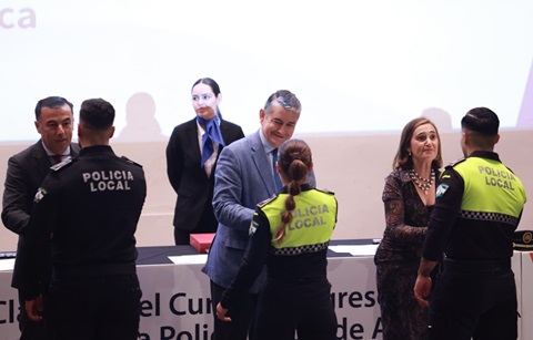 157 policías locales superan el Curso de Ingreso del IESPA y se incorporan en 61 municipios.