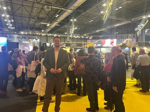 La Diputación valora la promoción del potencial natural, oleoturístico y gastronómico realizada por la provincia en Fitur.