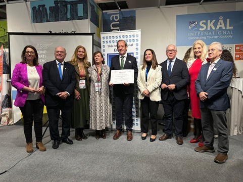 El delegado del Gobierno resalta el turismo religioso como una oportunidad de desarrollo en Andújar.