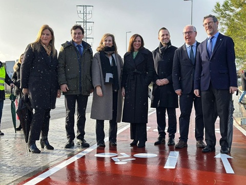 La Junta inaugura el carril bici de la Ronda Sur de Jaén y el nuevo aparcamiento de La Alcantarilla.