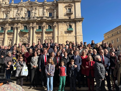 Julio Millán (PSOE) es el nuevo alcalde de Jaén tras prosperar la moción de censura registrada con JM+ contra el PP.