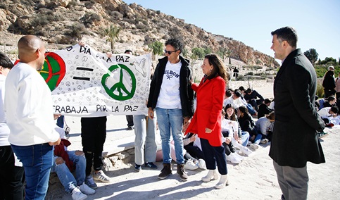 Más de un millón de alumnos realiza iniciativas que fomentan la convivencia positiva en los centros.