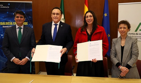 Inclusión Social y Universidad colaboran para dar formación a las mujeres que quieren emprender.