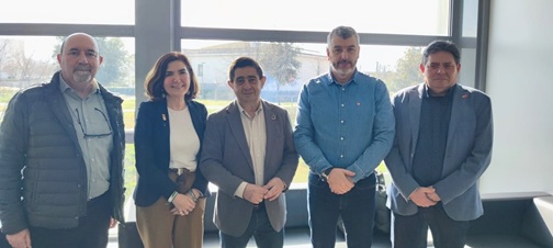 El presidente de la Diputación asiste a la clausura del 13º Congreso de UGT Andalucía.