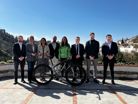 Diputación patrocina un año más la Andalucía Bike Race, que discurrirá por la provincia los días 26 y 27 de febrero.