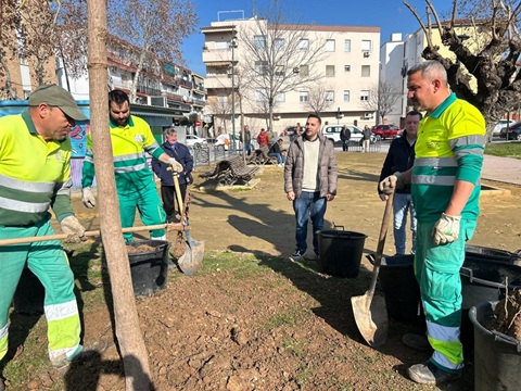 Andújar se transforma: más árboles, más sombra y una ciudad más verde.