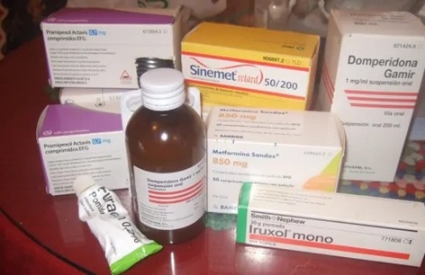 Médicos, farmacéuticos, pacientes, mayores y consumidores exigen mantener el prospecto en papel.