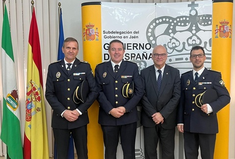 Fernández pone en valor la colaboración de la Policía Local de los municipios jiennenses con las Fuerzas y Cuerpos de Seguridad del Estado.