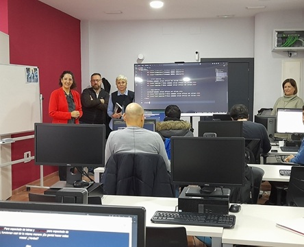 La Junta destina 1,2 millones de euros a siete entidades de la provincia de Jaén para un nuevo programa de formación para reciclaje profesional.