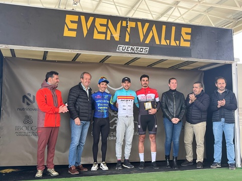 Éxito en La Sierra de Andújar Lince Bike Maratón con más de 300 participantes.