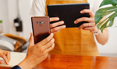 La Junta respalda con 10,2 millones la promoción y la digitalización del comercio y de la artesanía.