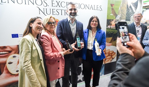 La Junta destina 37,8 millones de euros para impulsar la competitividad del sector del olivar.