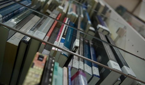 Las visitas a las bibliotecas públicas gestionadas por la Junta crecieron casi un 30% en el último año.