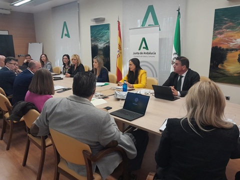 Elena González analiza la situación de las matronas en la provincia y enfatiza en su labor multidisciplinar en la mejora de la Atención Primaria.